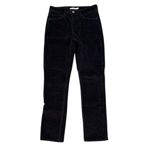 Levi’s | EUC Classic Mid Rise Skinny Corduroy Pants